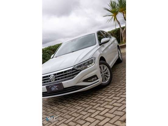 VOLKSWAGEN-JETTA-2018