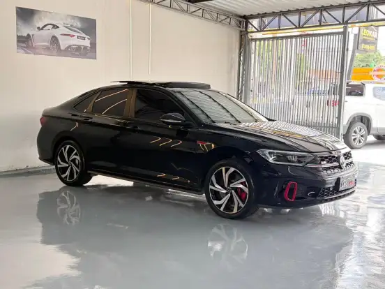 VOLKSWAGEN-JETTA-2023