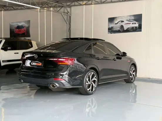 VOLKSWAGEN-JETTA-2023