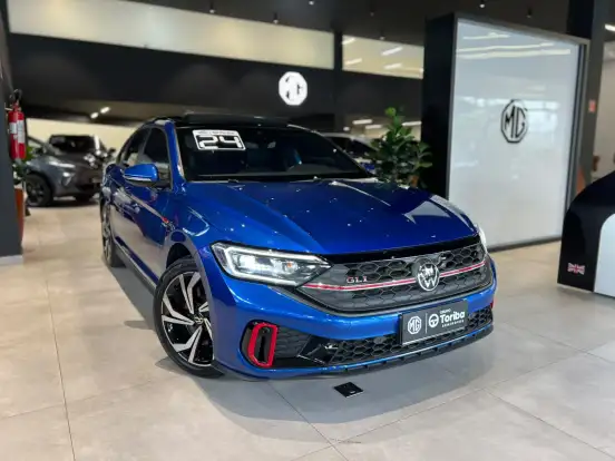 VOLKSWAGEN-JETTA-2023