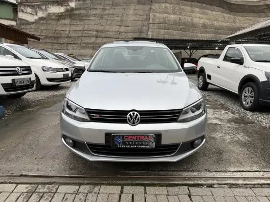 VOLKSWAGEN-JETTA-2.0 TSI HIGHLINE 211CV GASOLINA 4P TIPTRONIC VOLKSWAGEN-JETTA-2014