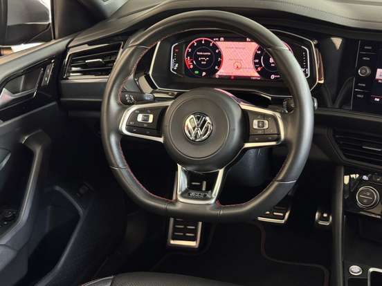 VOLKSWAGEN-JETTA-2019