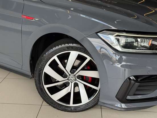 VOLKSWAGEN-JETTA-2.0 350 TSI GASOLINA GLI DSG VOLKSWAGEN-JETTA-2019