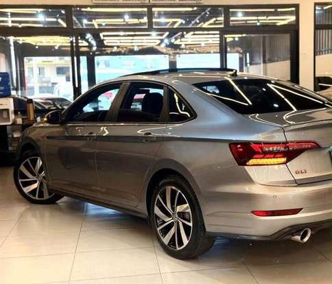 VOLKSWAGEN-JETTA-2020