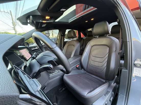 VOLKSWAGEN-JETTA-2022