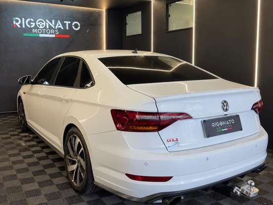 VOLKSWAGEN-JETTA-2.0 350 TSI GASOLINA GLI DSG VOLKSWAGEN-JETTA-2020