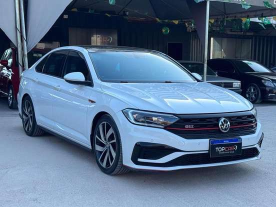 VOLKSWAGEN-JETTA-2019