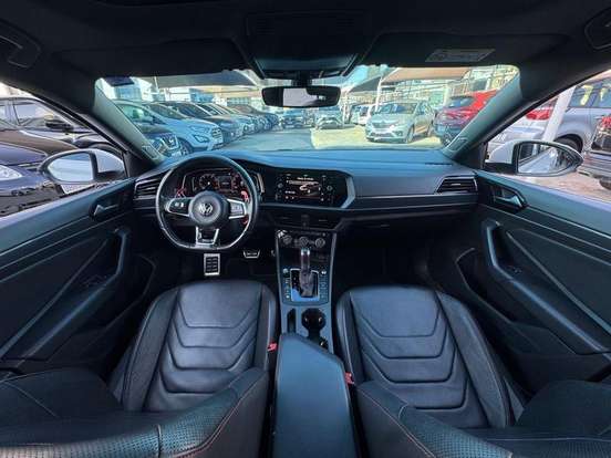 VOLKSWAGEN-JETTA-2.0 350 TSI GASOLINA GLI DSG VOLKSWAGEN-JETTA-2019