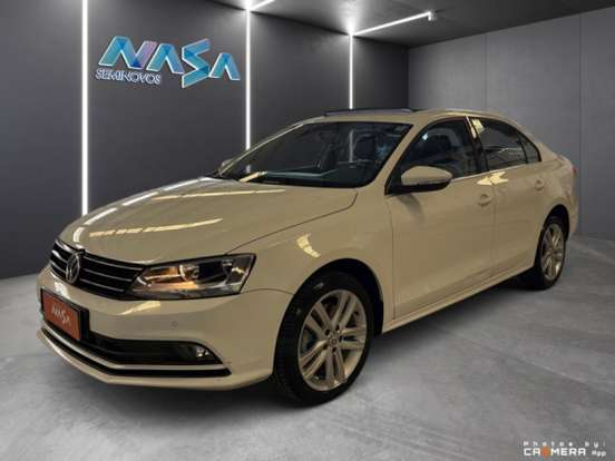 VOLKSWAGEN-JETTA-2015