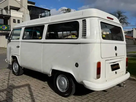 VOLKSWAGEN-KOMBI-1.4 MI STD 8V FLEX 4P MANUAL VOLKSWAGEN-KOMBI-2013