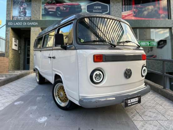 VOLKSWAGEN-KOMBI-1.6 MI STD LOTAÇÃO 8V GASOLINA 3P MANUAL VOLKSWAGEN-KOMBI-2003