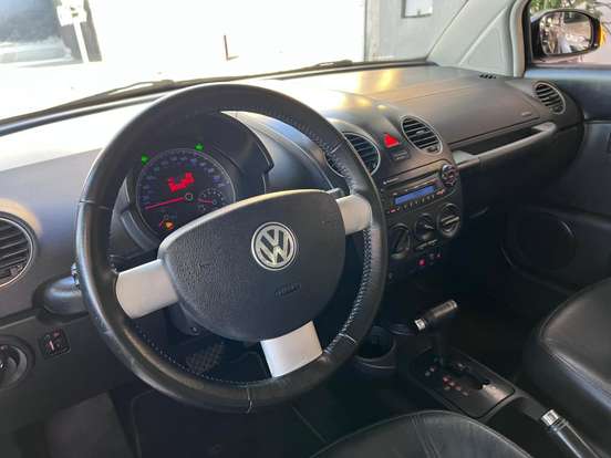 VOLKSWAGEN-NEW BEETLE-2007