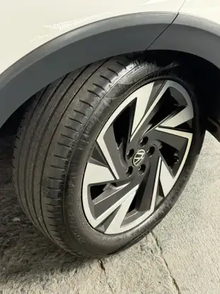 VOLKSWAGEN-NIVUS-1.0 200 TSI TOTAL FLEX HIGHLINE AUTOMÁTICO VOLKSWAGEN-NIVUS-2025