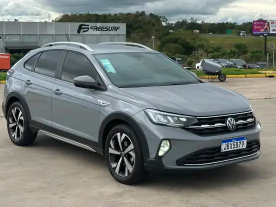 VOLKSWAGEN-NIVUS-1.0 200 TSI TOTAL FLEX HIGHLINE AUTOMÁTICO VOLKSWAGEN-NIVUS-2023