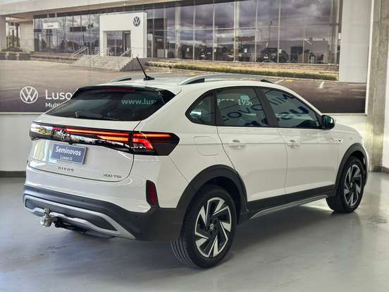 VOLKSWAGEN-NIVUS-1.0 200 TSI TOTAL FLEX HIGHLINE AUTOMÁTICO VOLKSWAGEN-NIVUS-2025