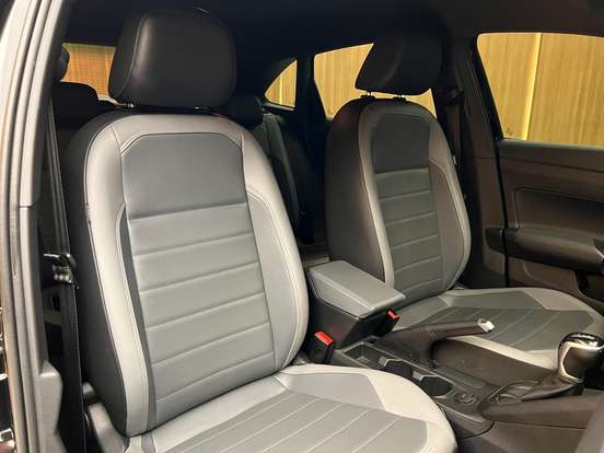 VOLKSWAGEN-NIVUS-1.0 200 TSI TOTAL FLEX HIGHLINE AUTOMÁTICO VOLKSWAGEN-NIVUS-2023