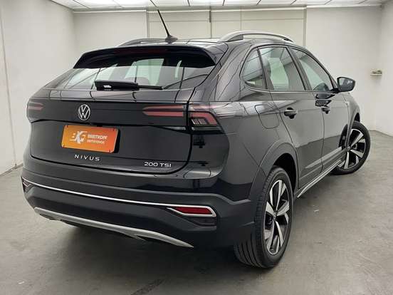 VOLKSWAGEN-NIVUS-1.0 200 TSI TOTAL FLEX HIGHLINE AUTOMÁTICO VOLKSWAGEN-NIVUS-2023