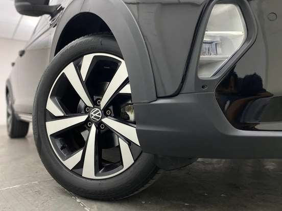 VOLKSWAGEN-NIVUS-2023