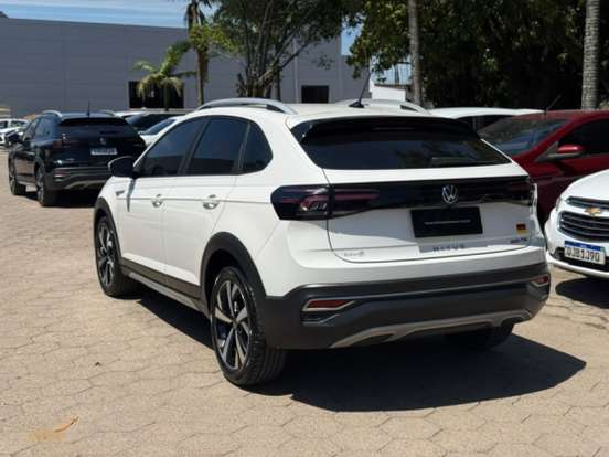 VOLKSWAGEN-NIVUS-1.0 200 TSI TOTAL FLEX HIGHLINE AUTOMÁTICO VOLKSWAGEN-NIVUS-2024