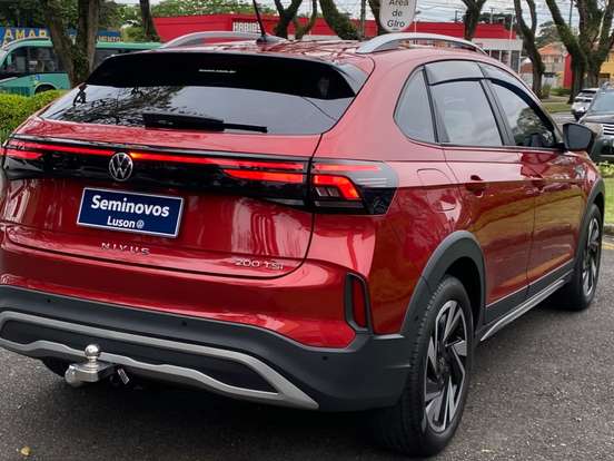VOLKSWAGEN-NIVUS-1.0 200 TSI TOTAL FLEX HIGHLINE AUTOMÁTICO VOLKSWAGEN-NIVUS-2025