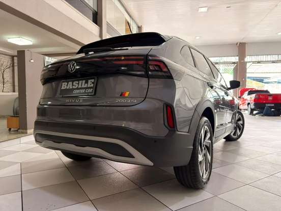 VOLKSWAGEN-NIVUS-1.0 200 TSI TOTAL FLEX HIGHLINE AUTOMÁTICO VOLKSWAGEN-NIVUS-2025