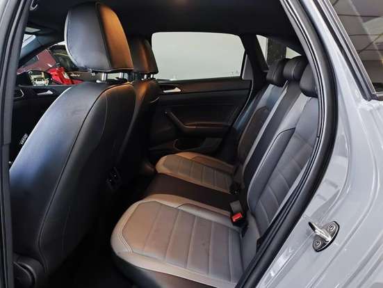 VOLKSWAGEN-NIVUS-1.0 200 TSI TOTAL FLEX HIGHLINE AUTOMÁTICO VOLKSWAGEN-NIVUS-2024