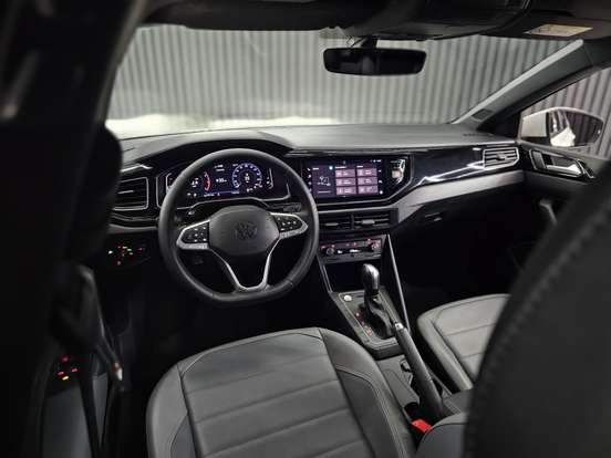 VOLKSWAGEN-NIVUS-1.0 200 TSI TOTAL FLEX HIGHLINE AUTOMÁTICO VOLKSWAGEN-NIVUS-2021