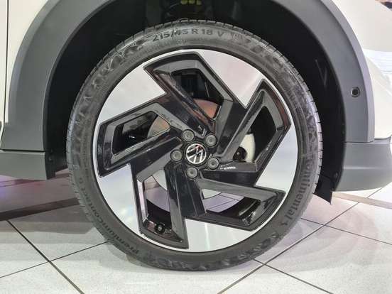 VOLKSWAGEN-NIVUS-2025