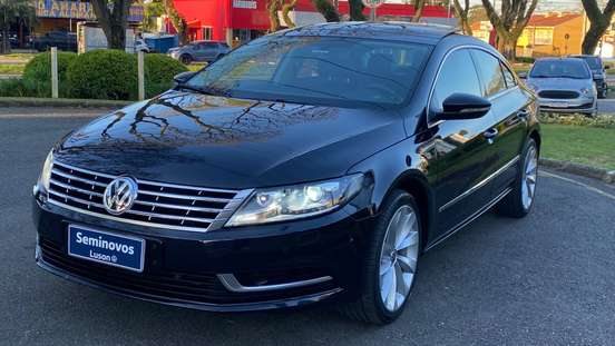 VOLKSWAGEN-PASSAT-2013