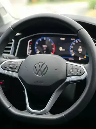 VOLKSWAGEN-POLO-2023