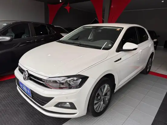 VOLKSWAGEN-POLO-1.0 200 TSI COMFORTLINE AUTOMÁTICO VOLKSWAGEN-POLO-2018
