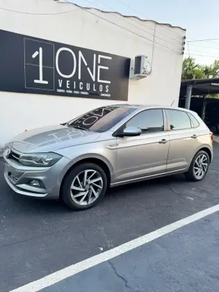 VOLKSWAGEN POLO 1.0 200 TSI HIGHLINE AUTOMÁTICO
