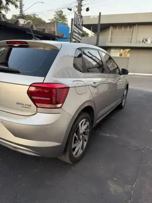 VOLKSWAGEN-POLO-2018