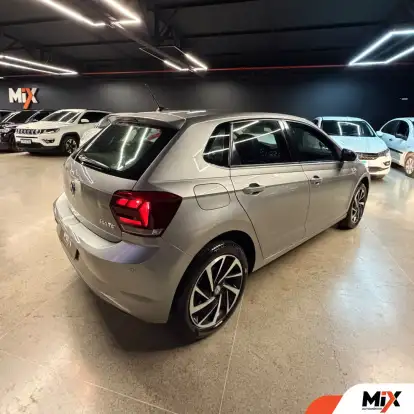 VOLKSWAGEN-POLO-2022