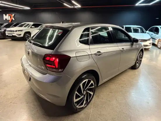 VOLKSWAGEN-POLO-1.0 200 TSI HIGHLINE AUTOMÁTICO VOLKSWAGEN-POLO-2022