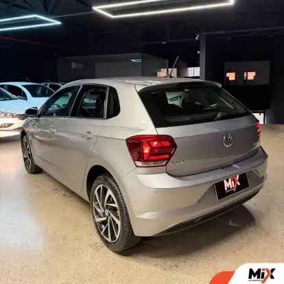 VOLKSWAGEN-POLO-2022