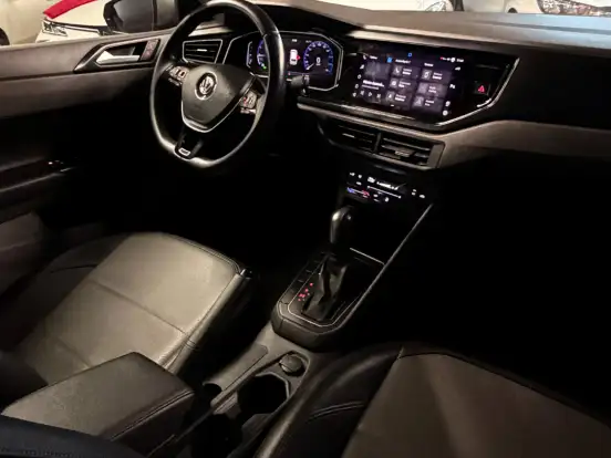 VOLKSWAGEN-POLO-1.0 200 TSI HIGHLINE AUTOMÁTICO VOLKSWAGEN-POLO-2022
