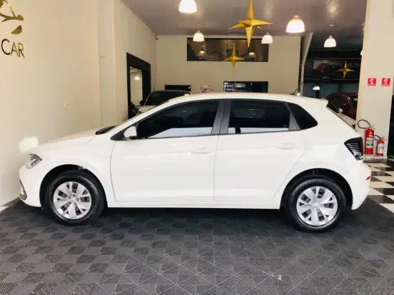 VOLKSWAGEN-POLO-2024