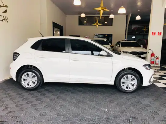 VOLKSWAGEN-POLO-2024
