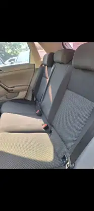 VOLKSWAGEN-POLO-2017