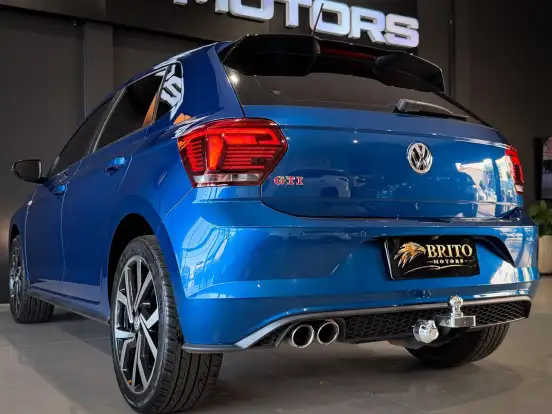 VOLKSWAGEN-POLO-2020