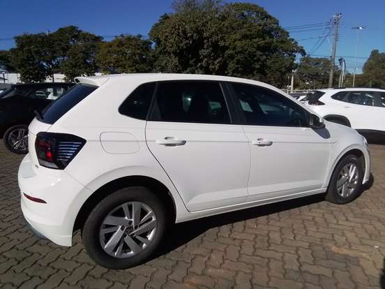 VOLKSWAGEN-POLO-2024