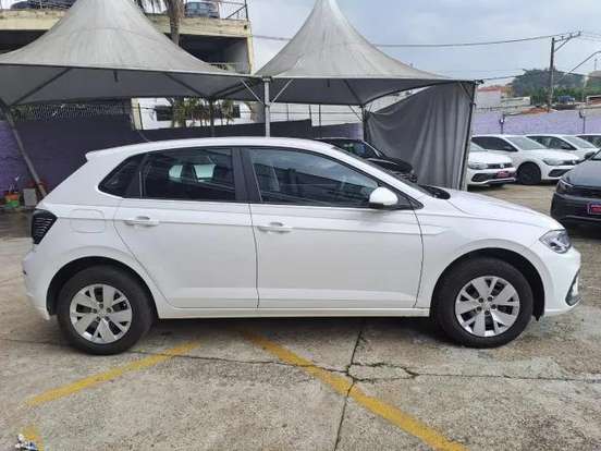 VOLKSWAGEN-POLO-2025