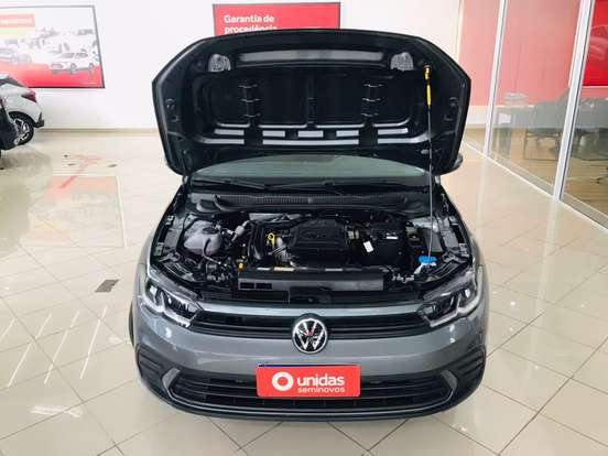 VOLKSWAGEN-POLO-2024