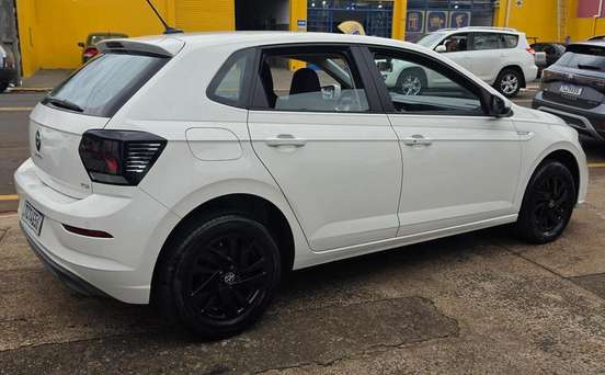 VOLKSWAGEN-POLO-2024