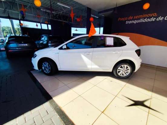VOLKSWAGEN-POLO-1.0 170 TSI COMFORTLINE AUTOMÁTICO VOLKSWAGEN-POLO-2024