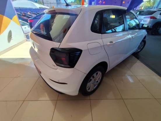 VOLKSWAGEN-POLO-2024