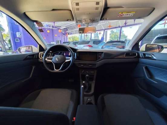 VOLKSWAGEN-POLO-2024