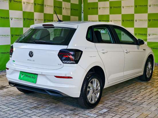 VOLKSWAGEN-POLO-2024
