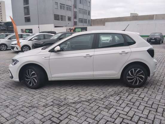 VOLKSWAGEN-POLO-1.0 170 TSI HIGHLINE AUTOMÁTICO VOLKSWAGEN-POLO-2025